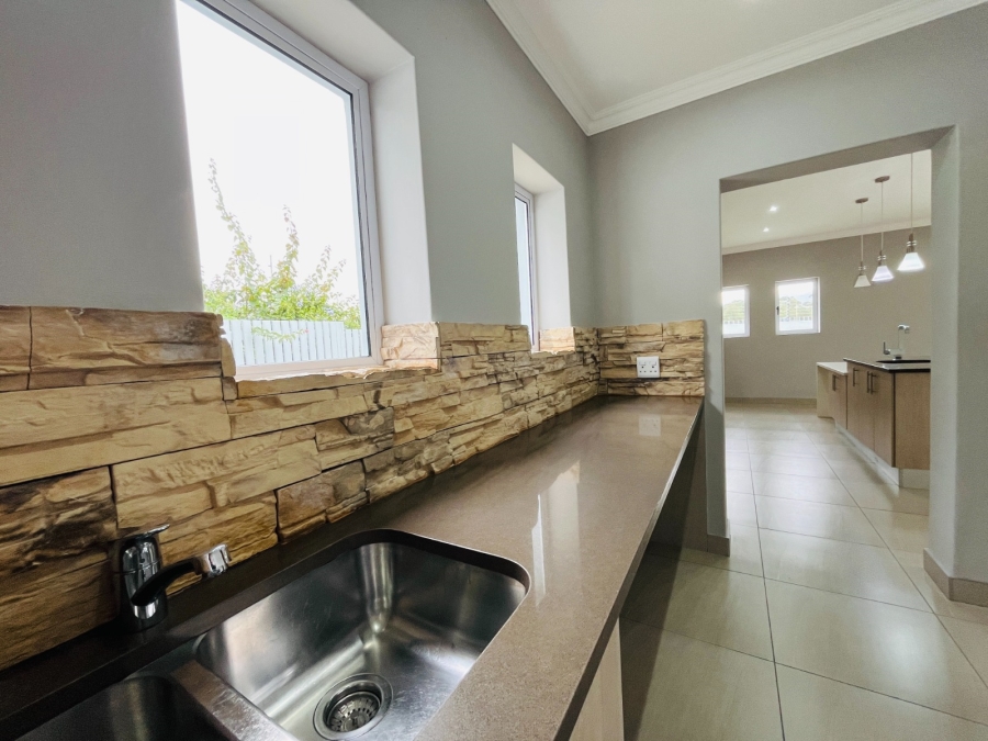 3 Bedroom Property for Sale in Kraaibosch Country Estate Western Cape